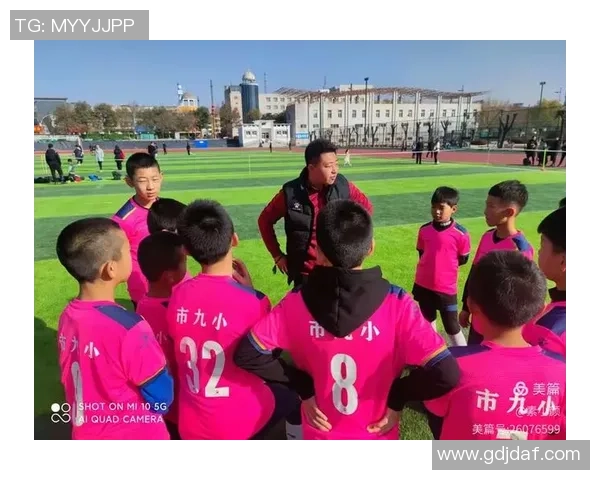 广州足球队总决赛心理素质分析与表现评估探讨 广州足球队总决赛心理素质分析与表现评估探讨