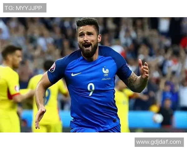 探索足球明星的魅力与成就认识他们的故事与影响力 探索足球明星的魅力与成就认识他们的故事与影响力