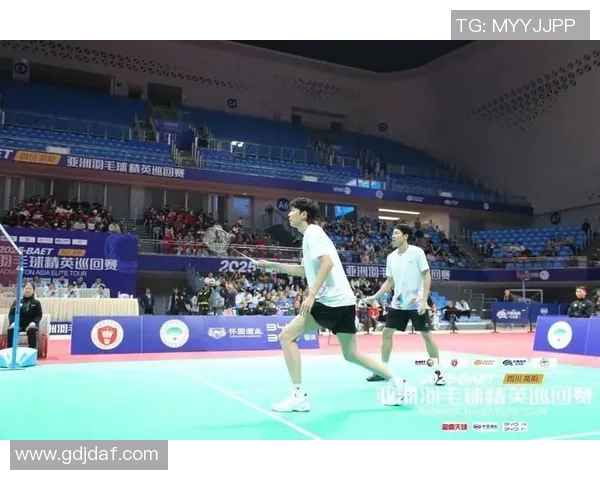 羽毛球纪实:成都羽毛球队奋勇拼搏与辉煌成就的真实记录 羽毛球纪实:成都羽毛球队奋勇拼搏与辉煌成就的真实记录